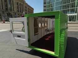 Potret Mengejutkan Mereka yang Menjadi Terkecil di Dunia