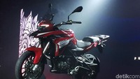 TRK 251 akan menjadi lawan sepadan bagi Honda CRF250 Rally dan Kawasaki Versys 250. Sedangkan 502C merupakan motor cruiser berkapsitas mesin 500 cc dan 752S merupakan motor berotot yang bisa menjadi alternatif bagi Anda yang menginginkan motor seperti Ducati Monster.