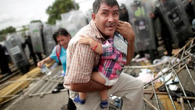 Ratusan Imigran Honduras Terobos Perbatasan Meksiko