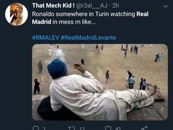 Beginilah mungkin kondisinya, Ronaldo cuma bisa menyaksikan dari kejauhan saat Madrid terpuruk musim ini. (Foto: Twitter @r3al__AJ)