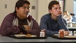 Gaya Asyik Tom Holland Saat Makan Donat dan Pizza