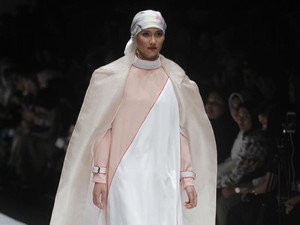 Kahiyang Ayu dan Nur Asia Hadiri JFW 2019 Kahiyang Ayu dan Nur Asia Hadiri JFW 2019