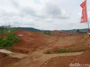 Pembebasan Lahan Kereta Cepat JKT-BDG Ditarget Kelar Tahun Ini
