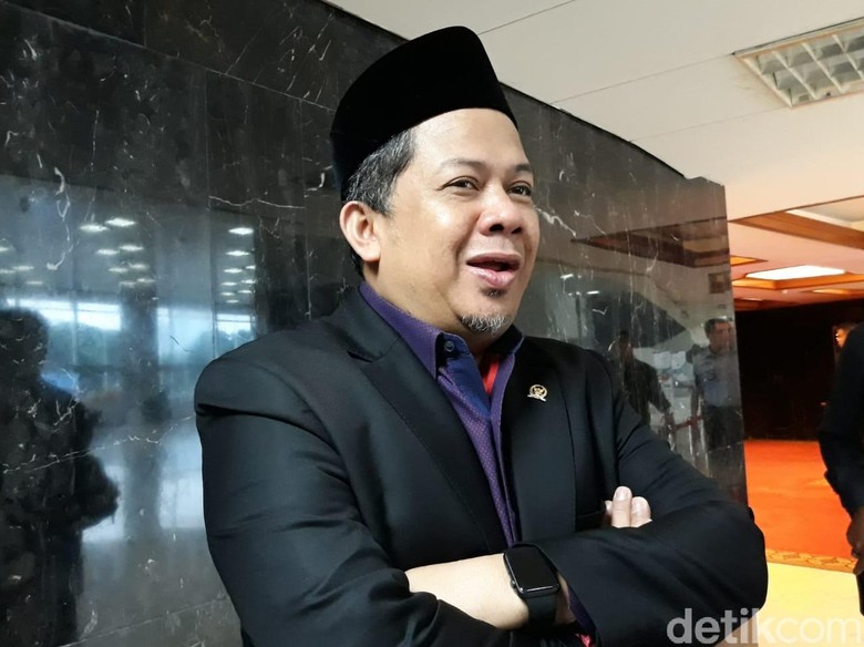 Selain SBY-Mega, Fahri Hamzah Juga Tantang Prabowo Selain SBY-Mega, Fahri Hamzah Juga Tantang Prabowo