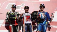 Rider LCR Cal Crutchlow berhak atas podium kedua. Sementara Alex Rins podium ketiga. Reuters/Toru Hanai.