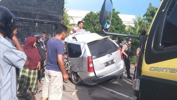 Minibus di Aceh Utara Tabrak Truk Mogok, 3 Penumpang Tewas