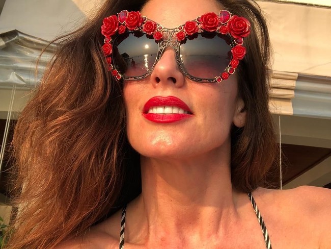 Mulai dari party sampai liburan mewah ia lakoni.  Foto: dok. Instagram