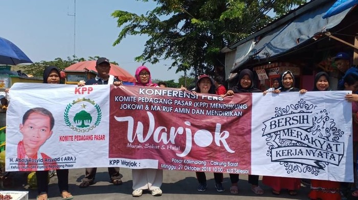Pedagang Pasar Kalimalang Deklarasi Dukung Jokowi-Maruf Amin