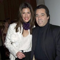 Christina menjalin hubungan dengan Sheikh Walid di tahun 2000, saat dia masih memiliki istri. Tak lama dari itu keduanya menikah setelah Sheikh Walid menceraikan istri pertamanya.  Foto: istimewa