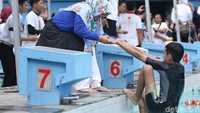 Mendampingi anak dengan autisme itu tidak mudah, jadi jangan dipakai untuk bercanda ya! (Foto: Rifkianto Nugroho/detikHealth)
