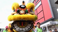 Barongsai juga memeriahkan kirab budaya dan ruwat bumi.