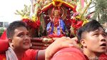 Potret Kemeriahan Kirab Budaya dan Ruwat Bumi di Glodok