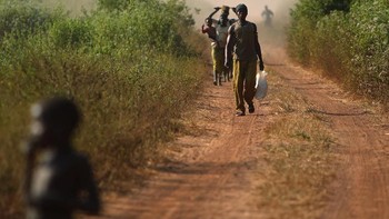 Hanya 4% dari total penduduk negara ini yang terkoneksi internet. Foto: Getty Images