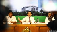 Anggota IV Badan Pemeriksa Keuangan (BPK) Prof Dr H Rizal Djalil memberikan keterangan pers di Jakarta, Senin (22/10/2018).