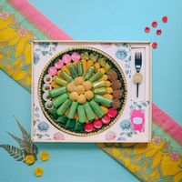 5 Toko Kue Ini Sediakan Paket Kue Basah Cantik Dalam Tampah