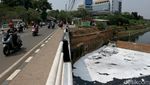 Hati-hati! Air di Kanal Banjir Timur Bikin Gatal-gatal