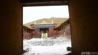 Foto: Ini adalah bukti pembangunan biara di awal abad ke-14, ketika Sekte Sakyapa di puncak kejayaannya di masa kekuasan Mongol. (Grandyos Zafna/detikTravel)