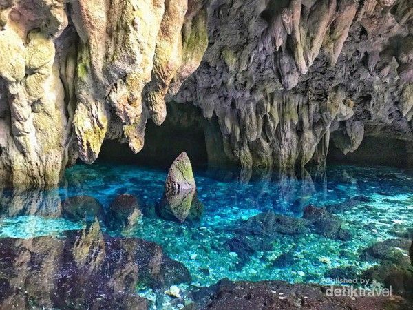 Goa Hawang Pulau Kei Kecil