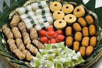 The ROMP Family 20 Inspirasi Hantaran  Natal Kue  Basah  