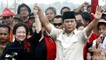 Foto: Kostum Prabowo dari Pilpres 2009-2019