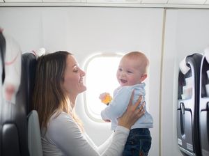 Ada Tangisan Bayi di Penerbangan? Ini Tips dari Pramugari British Airways