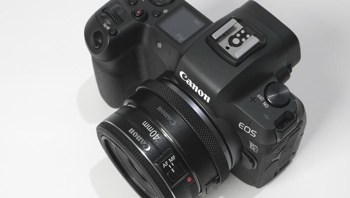Canon EOS R. Foto: Dok. Erwin Mulyadi Canon EOS R. Foto: Dok. Erwin Mulyadi