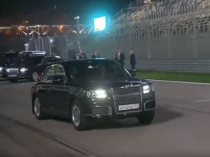 Pakai Mobil Dinas, Putin Ajak Presiden Mesir Putari Trek F1