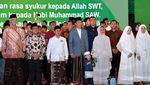 Gaya Menggemaskan Jan Ethes Saat Diajak Jokowi ke Apel Akbar Santri