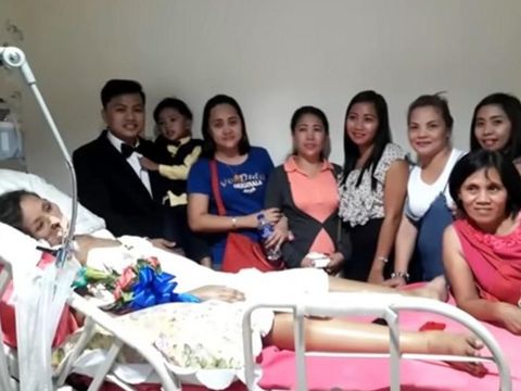 Ariel Idul dan Rechie menikah di rumah sakit