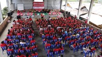 Petani memang merupakan salah satu sasaran program Literasi dan Inklusi Keuangan Asuransi Sinar Mas pada tahun 2018. Selain petani, literasi keuangan juga diberikan kepada pelajar, pelaku UMKM dan santri di beberapa wilayah di Indonesia. Foto: dok. Asuransi Sinar Mas