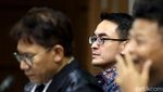 Sidang Zumi Zola Ditunda Karena Sakit