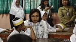 Gaya Sri Mulyani Ajari Siswa SD soal Utang hingga APBN