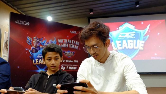 Ilustrasi pertandingan eSport (dok. Telkomsel) Ilustrasi pertandingan eSport (dok. Telkomsel)