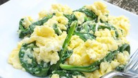 Punya sisa wawi? Aduk saja dengan telur kocok dan bubuhi garam serta merica. Orak-arik enak siap buat sarapan. Foto : Instagram @lowcarbek