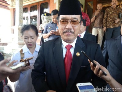 Aneka Modus Nakal Jual Murah Pariwisata Bali ke Turis China Aneka Modus Nakal Jual Murah Pariwisata Bali ke Turis China
