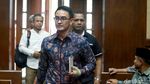 Sidang Zumi Zola Ditunda Karena Sakit