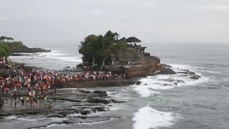 tanah lot pura