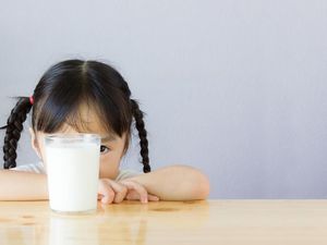Dampak Jika Alergi Susu Sapi pada Anak Telat Ditangani
