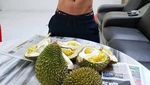 Ganteng dan Atletis, Pose Mantan Penjual Durian Saat Makan
