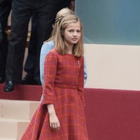 Gadis dengan nama lengkap Leonor de Todos itu adalah calon ratu Spanyol di masa depan. Jika suatu hari dia menjadi pemimpin kerajaan Inggris, Leaonor menjadi ratu pertama di Spanyol dalam dua abad terakhir. Sebelumnya, pemimpin kerajaan wanita pertama adalah Ratu Isabelle II yang bertahta pada 1833 sampai 1868.  Foto: Instagram