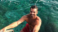 Gayanya saat di La Jolla ,California. (nyledimarco/Instagram)