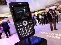 Begini Aneka Ragam Bentuk Ponsel Samsung Zaman Dulu