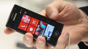 Produsen asal Korea Selatan ini juga pernah merilis ponsel dengan sistem operasi Windows Phone. Foto: Getty Images