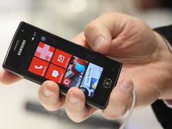 Begini Aneka Ragam Bentuk Ponsel Samsung Zaman Dulu