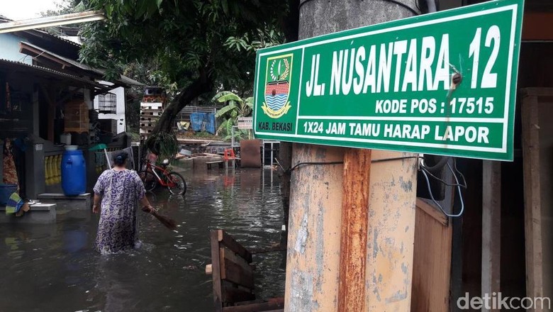 Hujan Deras, 4 RT di Jatimulya Bekasi Banjir Hujan Deras, 4 RT di Jatimulya Bekasi Banjir