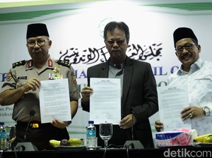 MUI Minta Polisi Cepat Tangani Pembakaran Bendera Berkalimat Tauhid