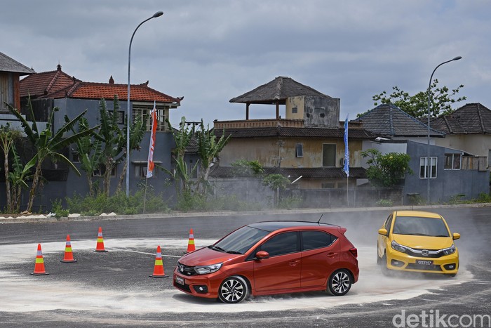 Honda menggelar test drive Honda Brio di Bali
