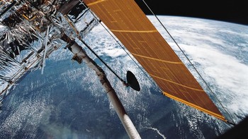 Ini adalah salah satu momen awalnya di orbit Bumi. Foto: NASA