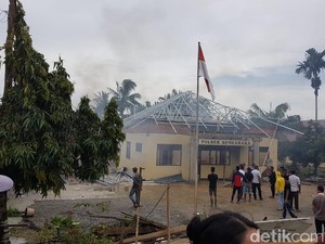 9 Orang Jadi Tersangka Pembakaran Mapolsek di Aceh