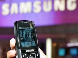 Begini Aneka Ragam Bentuk Ponsel Samsung Zaman Dulu